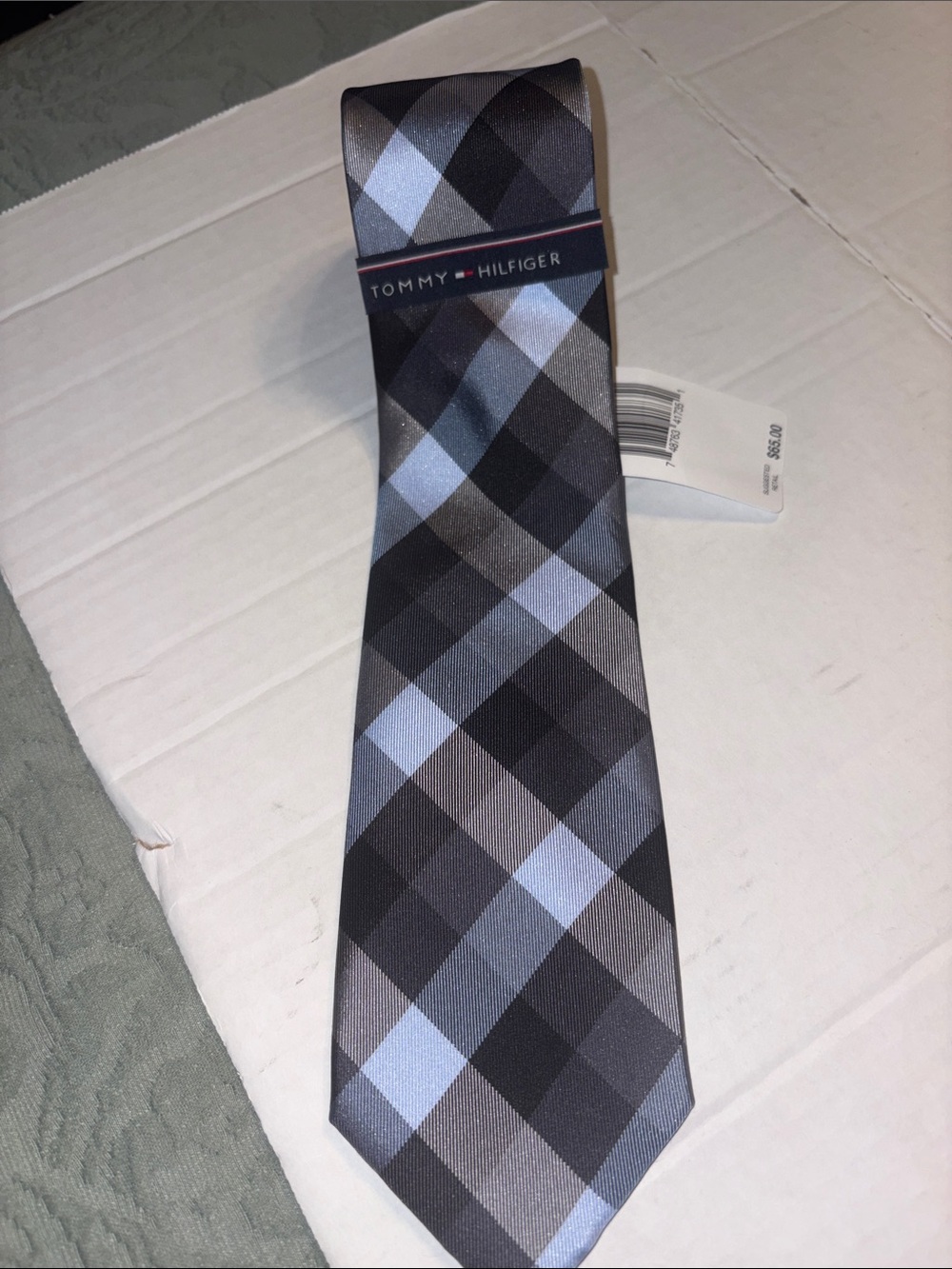 New with tag Tommy Hilfiger plaid navy 100% silk neck tie